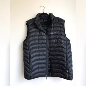 Marmot black puffy puffer vest 600 fill
